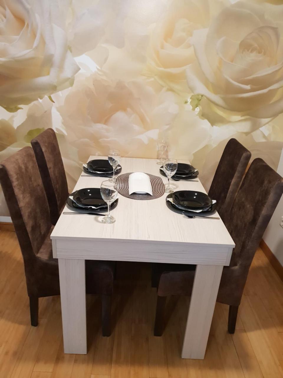 Apartman Kej Free Parking Kraljevo Esterno foto