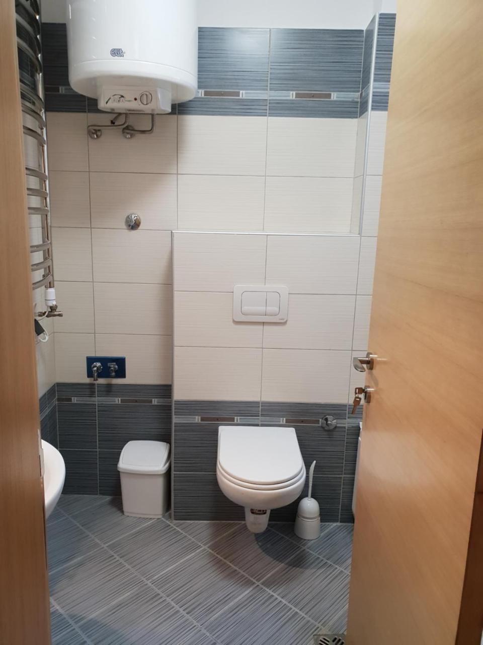 Apartman Kej Free Parking Kraljevo Esterno foto